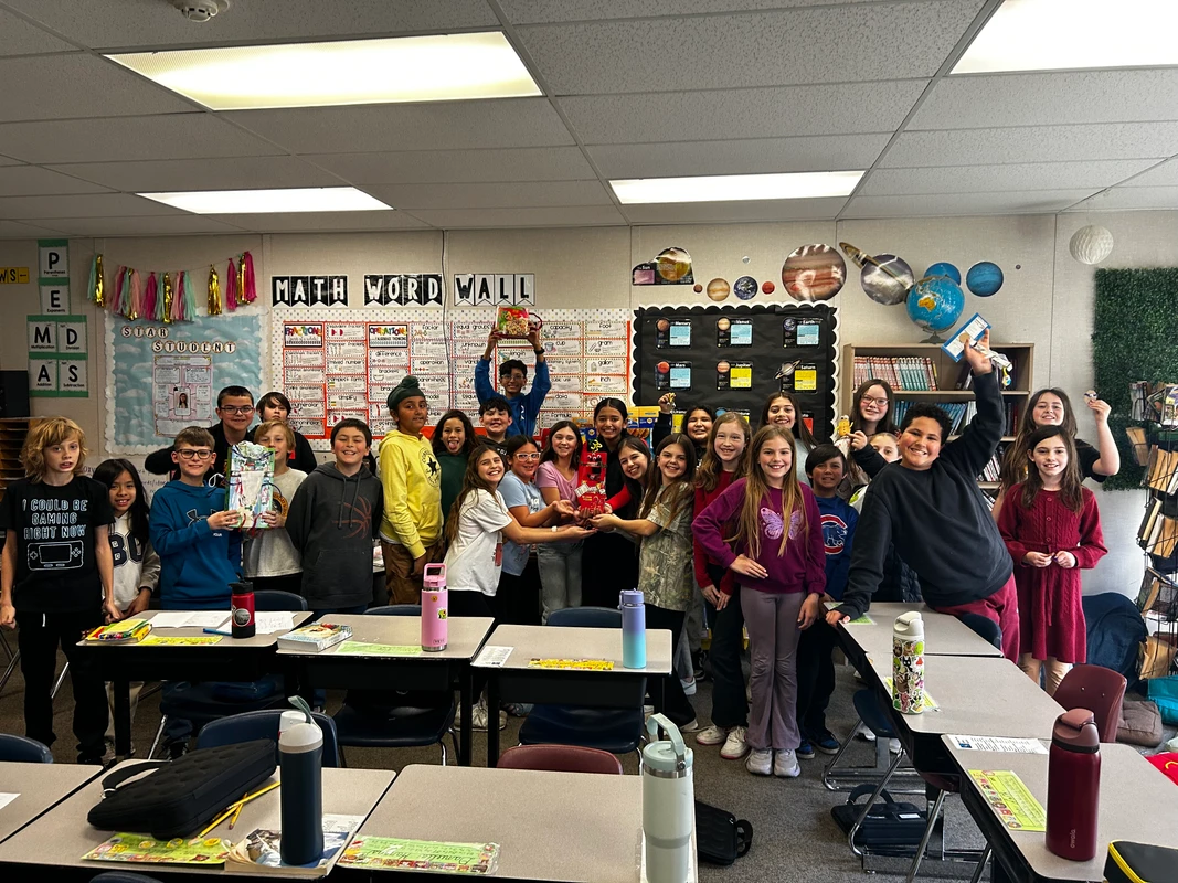 Class photo of Robert Crown students during the Verdance x RCS intiative