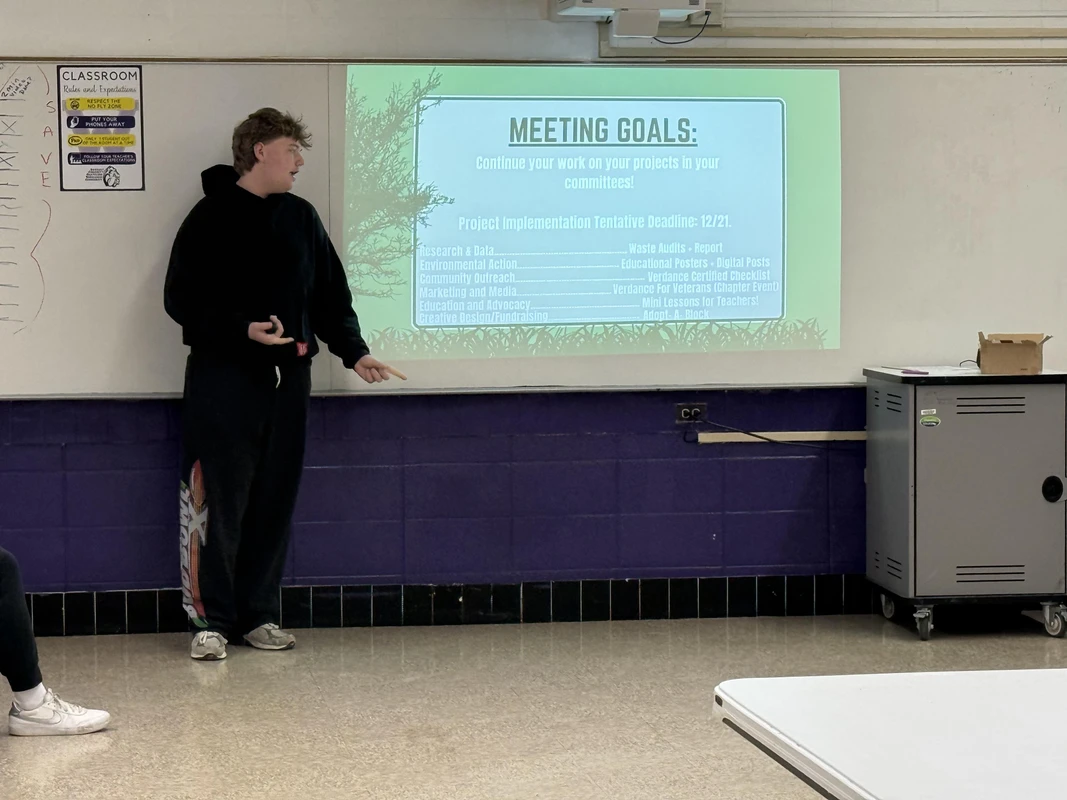 Michael speaking during a Verdance Volunteer Team meeting